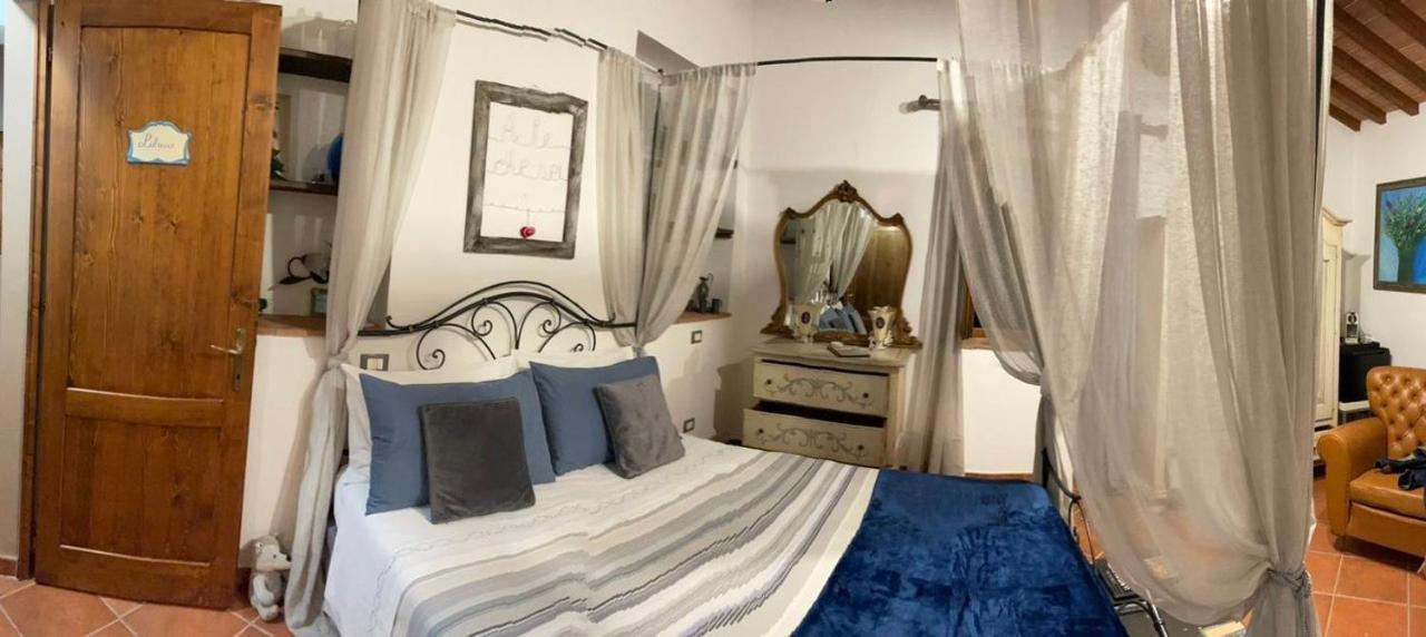 Bed And Breakfast Casale Del Sole 卡斯泰里那马里提玛 外观 照片