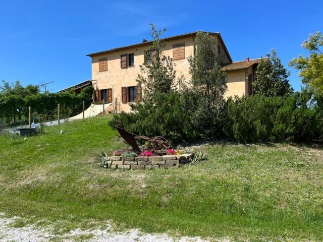Bed And Breakfast Casale Del Sole 卡斯泰里那马里提玛 外观 照片