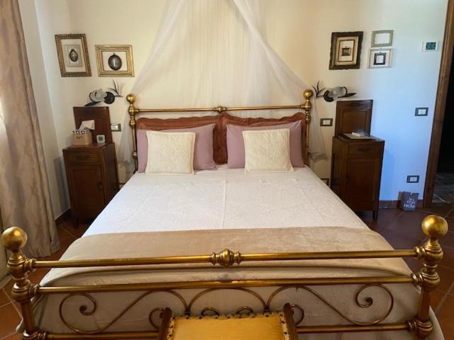 Bed And Breakfast Casale Del Sole 卡斯泰里那马里提玛 外观 照片
