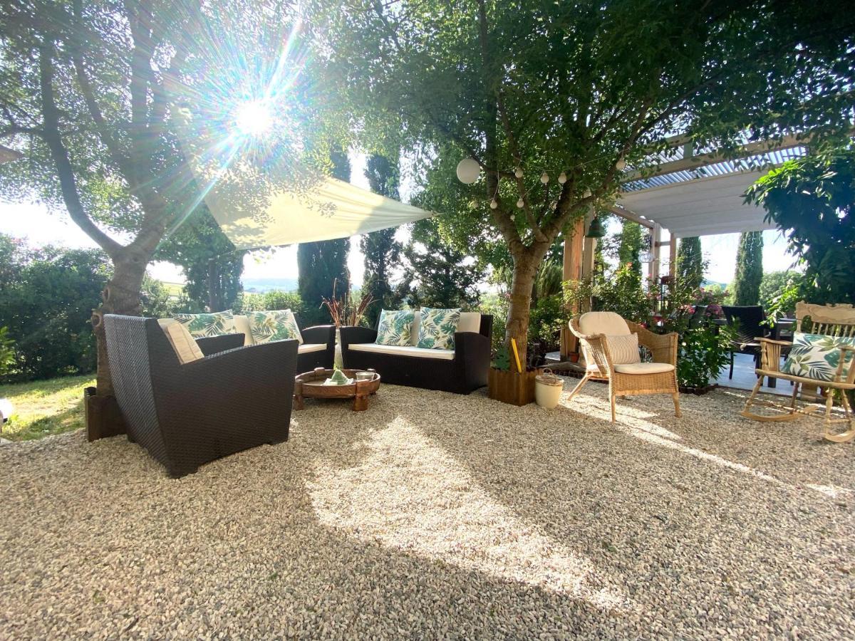 Bed And Breakfast Casale Del Sole 卡斯泰里那马里提玛 外观 照片